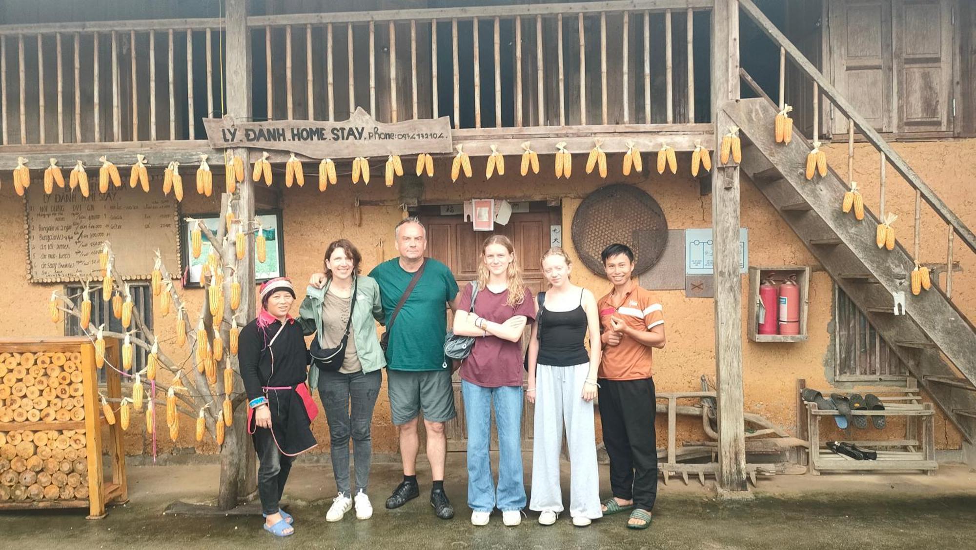 Ly Danh Homestay Quan Ba Zimmer foto