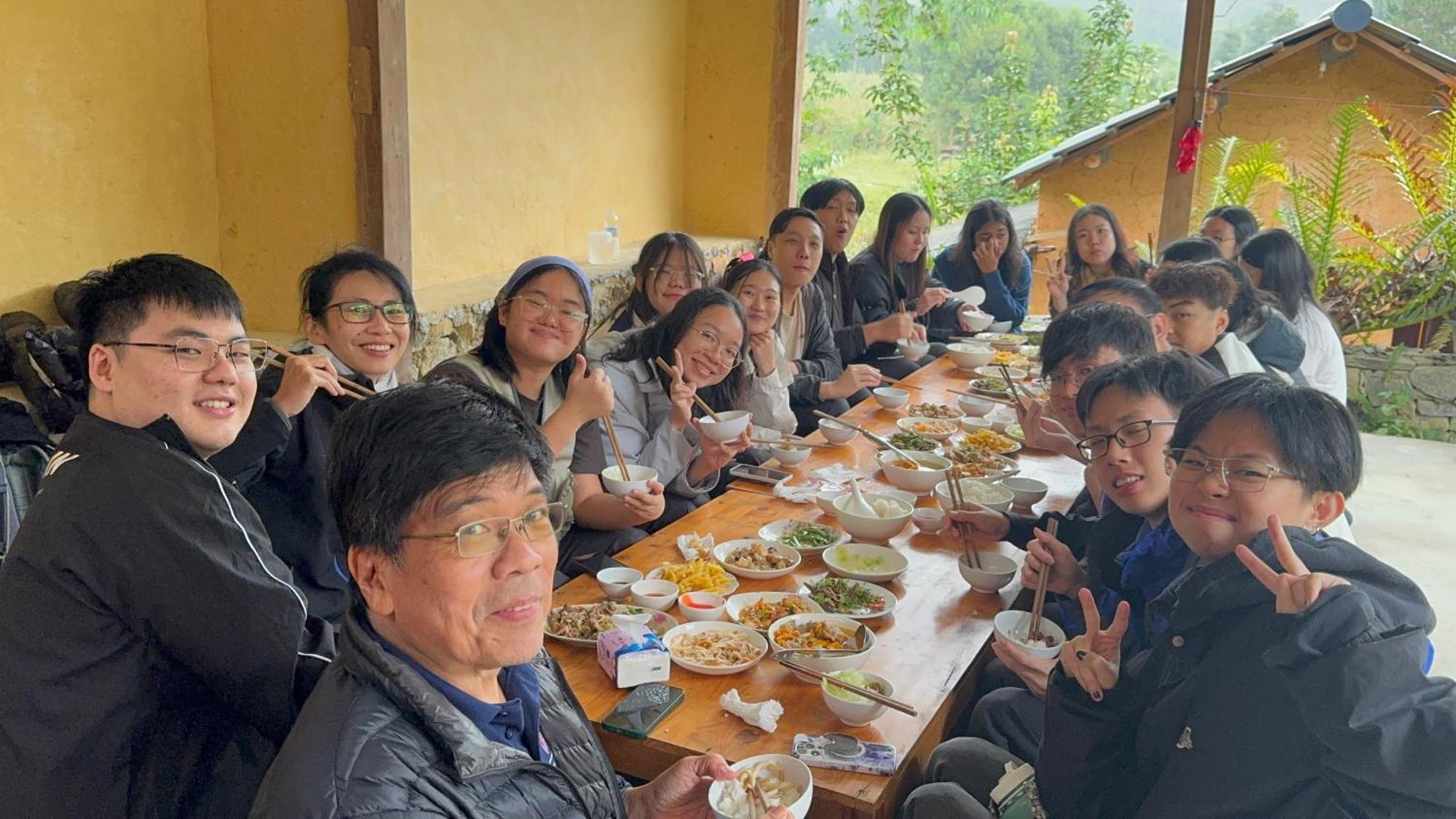 Ly Danh Homestay Quan Ba Exterior foto