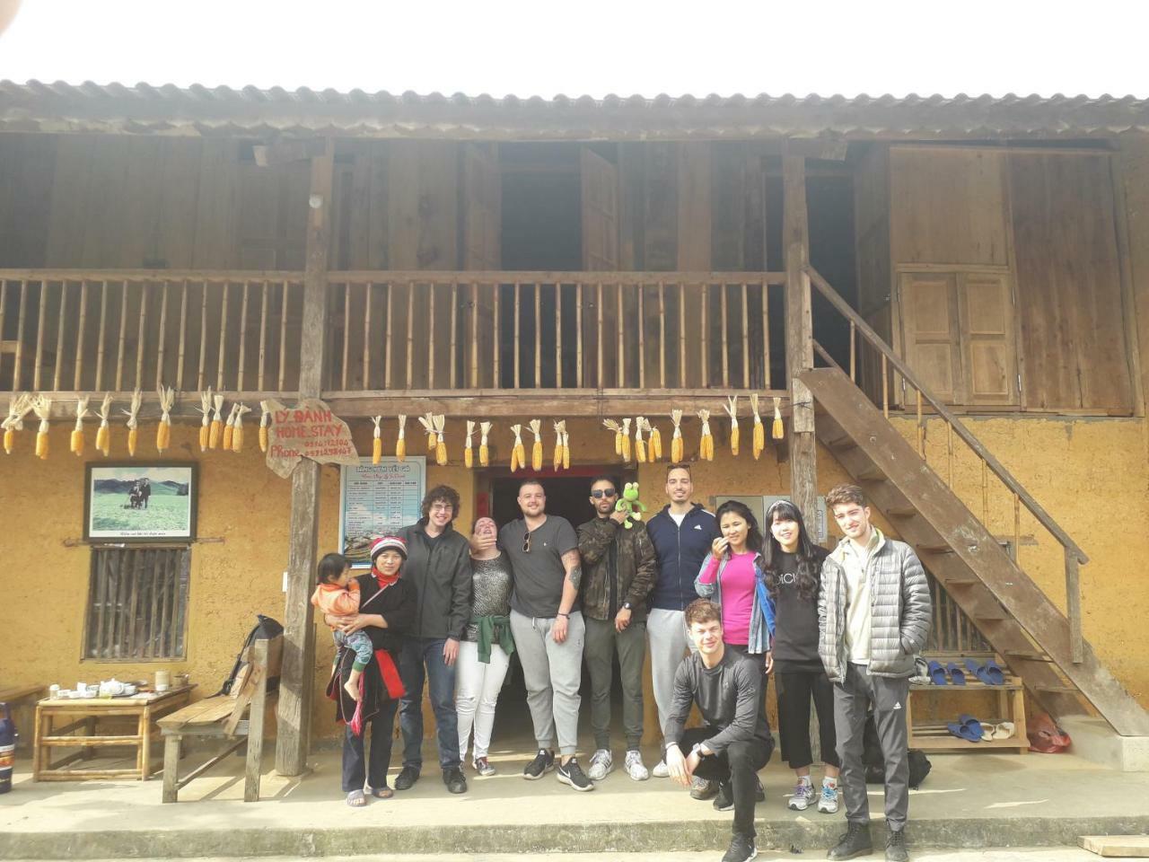 Ly Danh Homestay Quan Ba Exterior foto